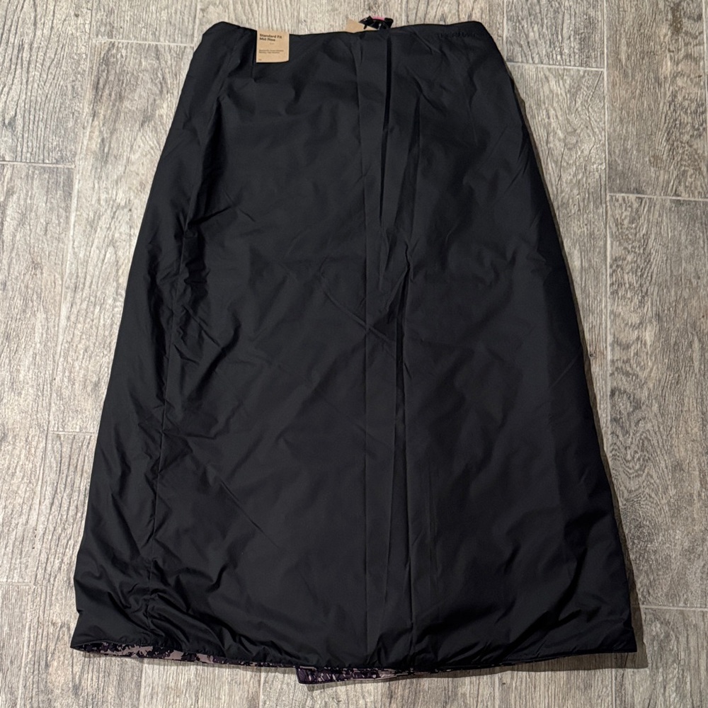 NIKE ACG Black Insulated Skirt by [Brand] ACG - Picture 2 of 8